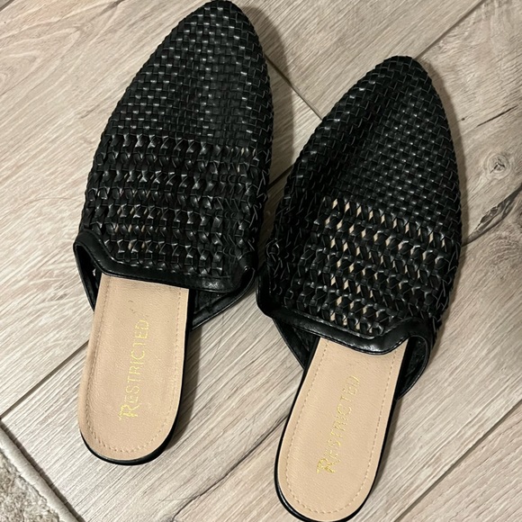 Cute mule brand new 8,5 - Picture 1 of 2